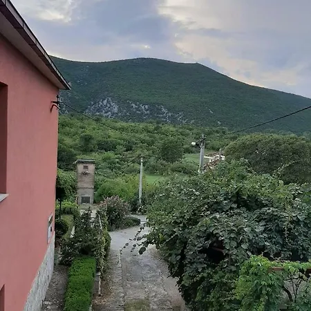 House In The Village Appartamento